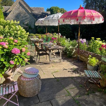 Pytts House Boutique Bed & Breakfast Burford Eksteriør billede