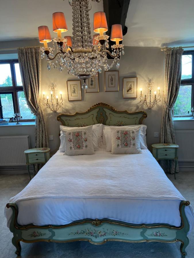 Pytts House Boutique Bed & Breakfast Burford Eksteriør billede